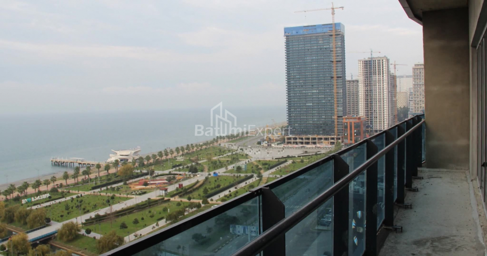 Apartment 75.86 m² - Lech and Maria Kaczynski, Batumi, Georgia