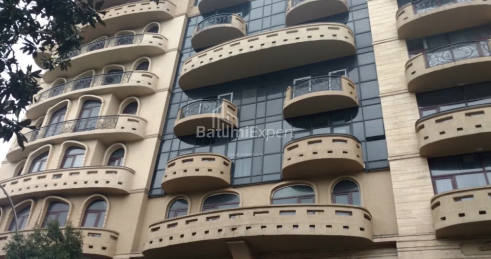 Apartment 201 m² - Zurab Gorgiladze, Batumi, Georgia