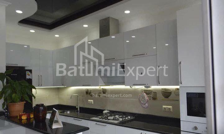 Apartment 80 m² - Ilia Chavchavadze, Batumi, Georgia