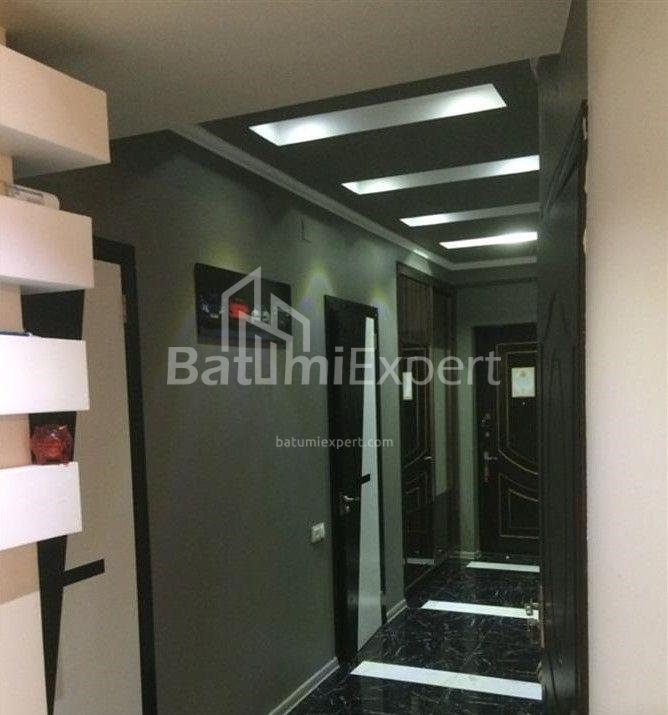 Apartment 107 m² - Sherif Khimshiashvili, Batumi, Georgia