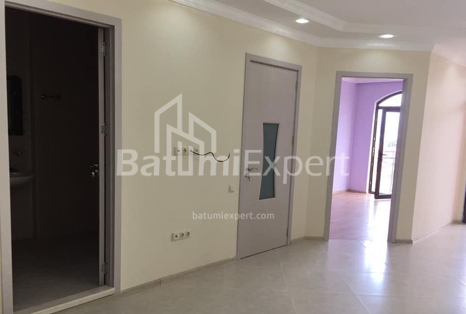 Apartment 73 m² - Ilia Chavchavadze, Batumi, Georgia