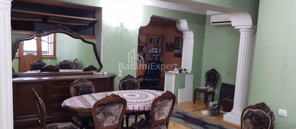 Apartment 90 m² - Vakhtang Gorgasali, Batumi, Georgia