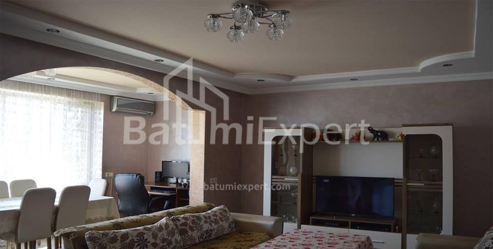 Apartment 100 m² - Mikhail Lermontov, Batumi, Georgia
