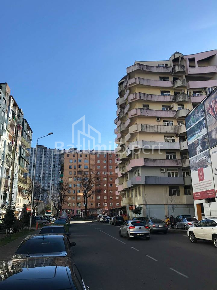Apartment 380 m² - Zurab Gorgiladze, Batumi, Georgia