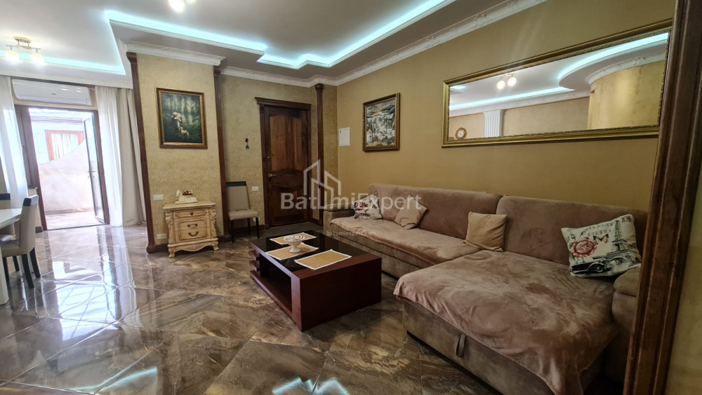 Apartment 90 m² - Konstantin Gamsakhurdia, Batumi, Georgia
