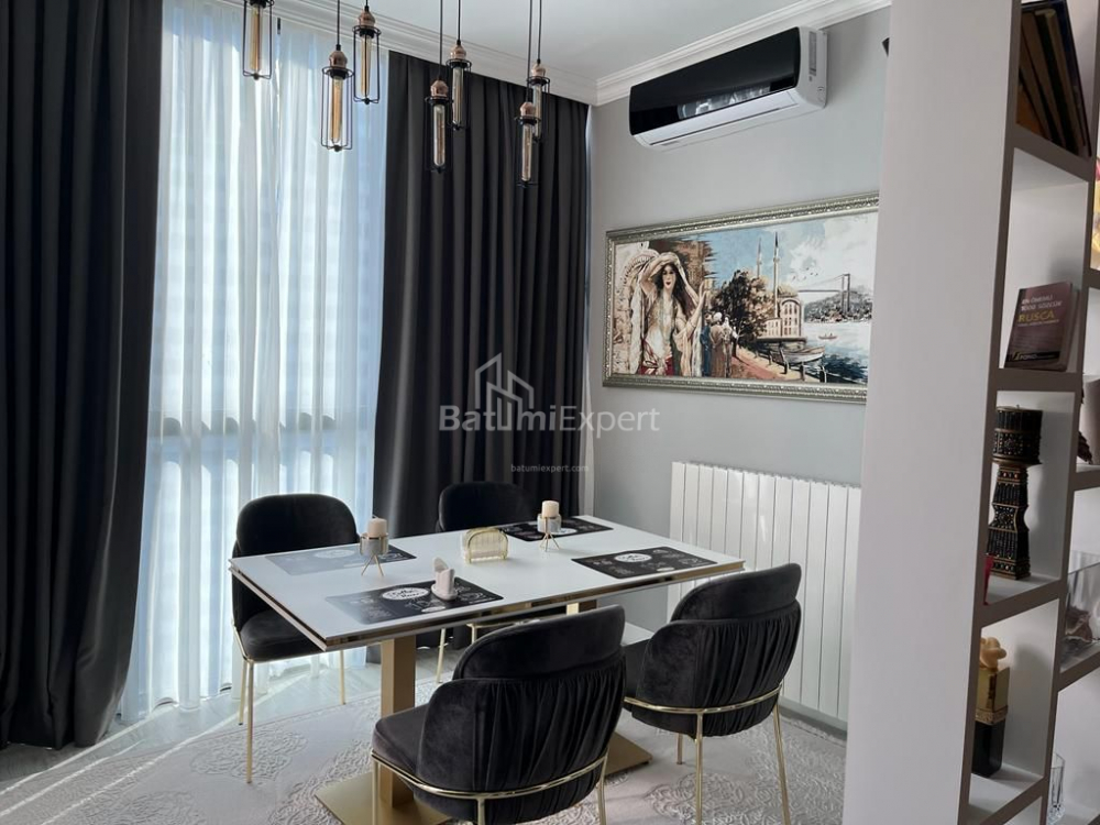 Apartment 59 m² - Avenue of Heroes, Batumi, Georgia