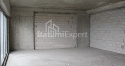Apartment 2-room 76.1 m² - Lech and Maria Kaczynski, Batumi