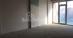 Apartment 1-room 47.7 m² - Lech and Maria Kaczynski, Batumi