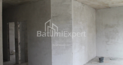 Apartment 74.8 m² - Lech and Maria Kaczynski, Batumi, Georgia
