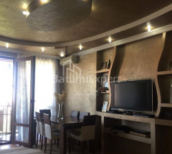 Apartment 3-room 80 m² - Yuryevskaya, Batumi