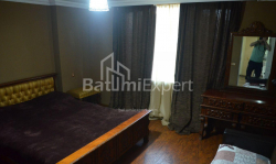 Apartment 3-room 120 m² - Ilia Chavchavadze, Batumi