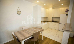 Apartment 3-room 70 m² - Niko Pirosmani, Batumi