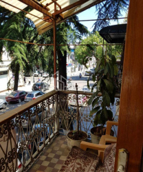 Apartment 4-room 300 m² - King Parnavaz, Batumi