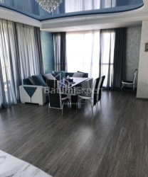 Apartment 3-room 90 m² - Yuryevskaya, Batumi