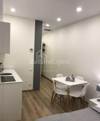 Apartment 1-room 30 m² - Rustaveli, Batumi