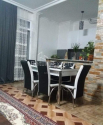 Apartment 3-room 70 m² - Galaktion Tabidze, Batumi