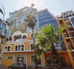 Apartment 3-room 94 m² - Rustaveli, Batumi
