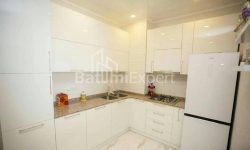 Apartment 3-room 70 m² - Niko Pirosmani, Batumi