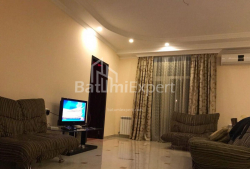 Apartment 3-room 70 m² - Ivane Javakhishvili, Batumi