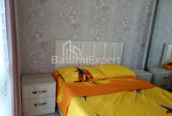 Apartment 4-room 75 m² - Ilia Chavchavadze, Batumi