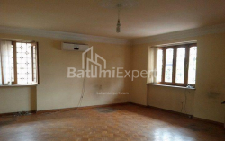 Apartment 3-room 92 m² - 26 may, Batumi