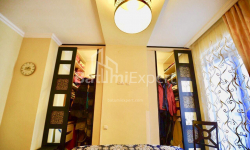 Apartment 4-room 93 m² - Alexandr Griboedov, Batumi
