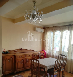 Apartment 3-room 90 m² - Zurab Gorgiladze, Batumi