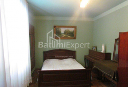 Apartment 4-room 100 m² - Ivane Javakhishvili, Batumi