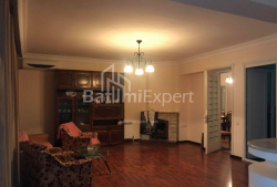 Apartment 4-room 120 m² - Zurab Gorgiladze, Batumi