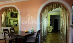 Apartment 5-room 135 m² - Yuryevskaya, Batumi