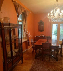 Apartment 4-room 151 m² - Rustaveli, Batumi