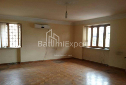 Apartment 3-room 92 m² - 26 may, Batumi
