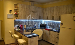 Apartment 3-room 80 m² - Rustaveli, Batumi
