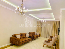 Apartment 102 m² - Ilia Chavchavadze, Batumi, Georgia