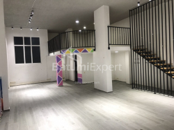 Office 2-room 130 m² - Ekvtime Takaishvili, Batumi