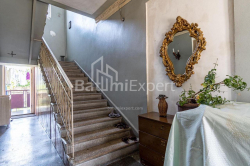 Private house 6-room 120 m² - Kaihosro Cholokashvili, Batumi