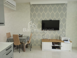 Apartment 2-room 50 m² - Vakhtang Gorgasali, Batumi