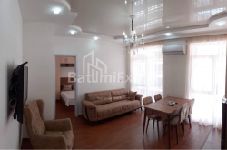 Apartment 3-room 55 m² - Lech and Maria Kaczynski, Batumi