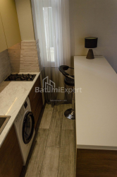 Apartment 42.3 m² - Lech and Maria Kaczynski, Batumi, Georgia