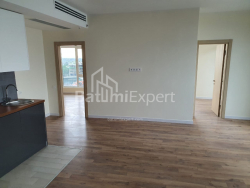 Apartment 3-room 74.7 m² - Lech and Maria Kaczynski, Batumi