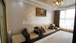 Apartment 3-room 70 m² - Niko Pirosmani, Batumi