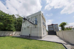 Private house 170 m² - Airport highway, Batumi, Georgia