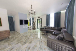 Private house 4-room 170 m² - Airport highway, Batumi