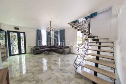 Private house 4-room 170 m² - Airport highway, Batumi