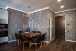 Apartment 3-room 90 m² - Niko Pirosmani, Batumi
