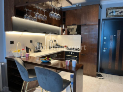 Apartment 3-room 59 m² - Avenue of Heroes, Batumi