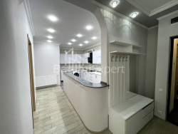 Apartment 3-room 110 m² - Mikhail Javakhishvili, Batumi