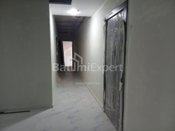 Apartment 2-room 56.8 m² - Lech and Maria Kaczynski, Batumi