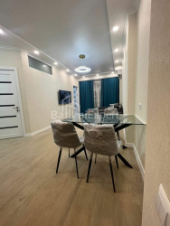 Apartment 3-room 64 m² - Niko Pirosmani, Batumi