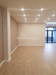 Apartment 4-room 100 m² - Zurab Gorgiladze, Batumi